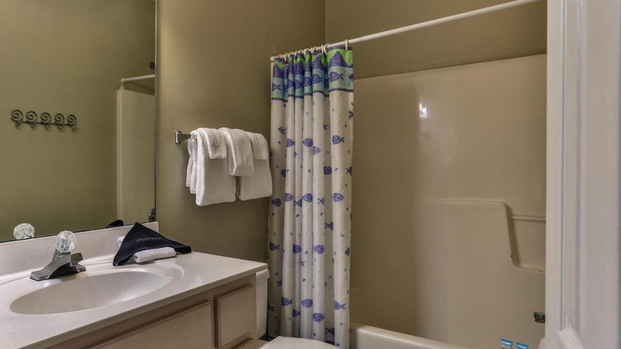 Biglows Bungalow - About A Quarter Mile To Private Neighborhood Beach Access, Pet Friendly, Community Pool 데스틴 외부 사진